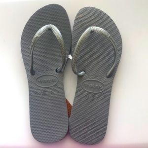 Havaianas Women’s Gray Flip Flops 35-36 USA 6W